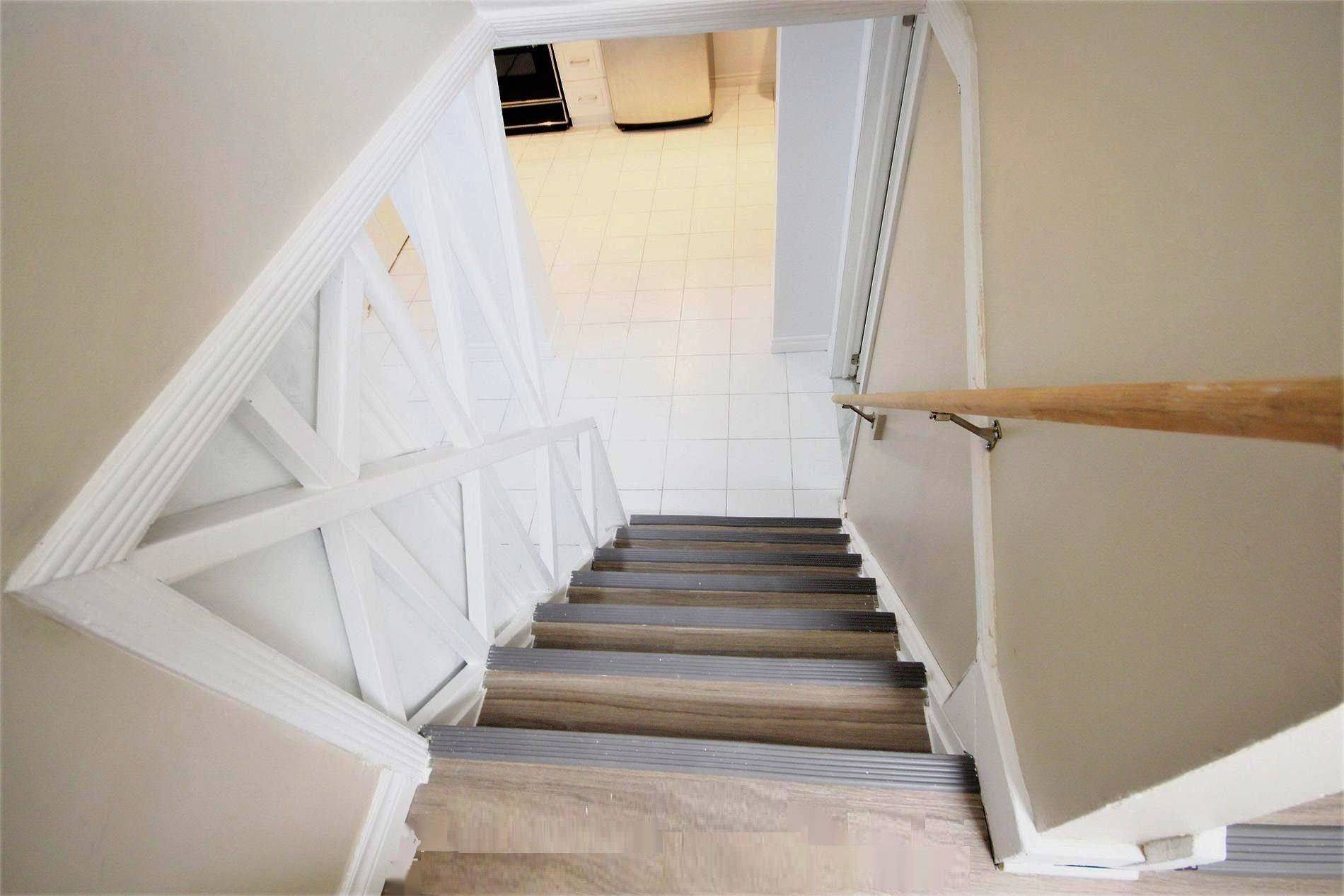 Hamilton, ON L8S 3A2,112 Leland ST #Bsmt