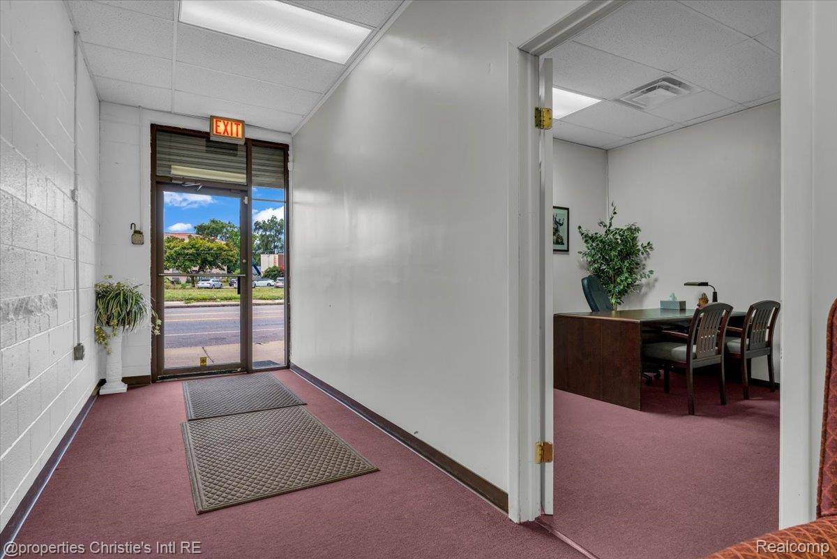 Detroit, MI 48234,19222 Conant ST