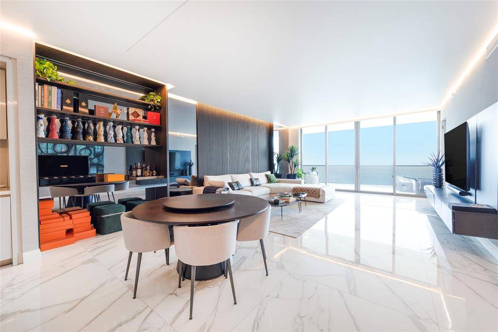 Sunny Isles Beach, FL 33160,18975 Collins Ave #3303