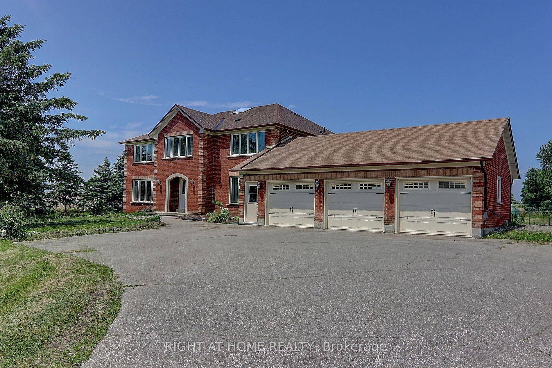 East Gwillimbury, ON L0G 1V0,1008 Mount Albert RD
