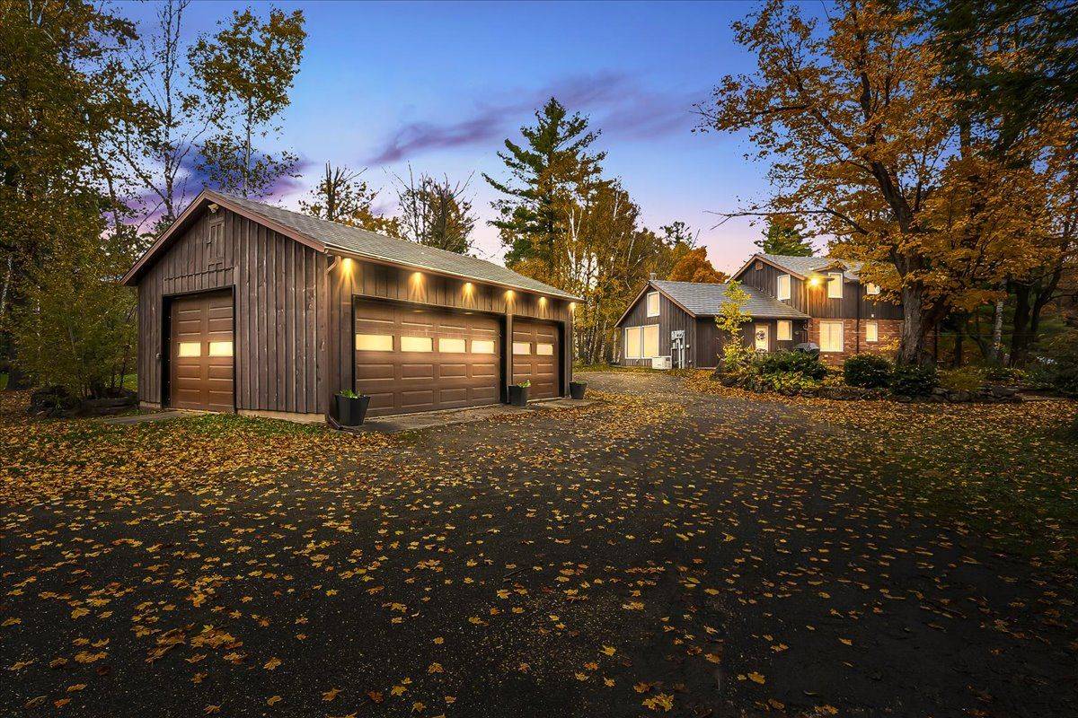 Milton, ON L0P 1B0,9658 Second Line