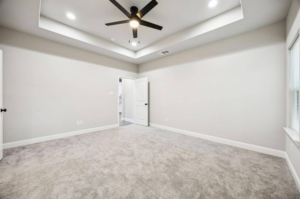 Fort Worth, TX 76105,2937 Burton Avenue