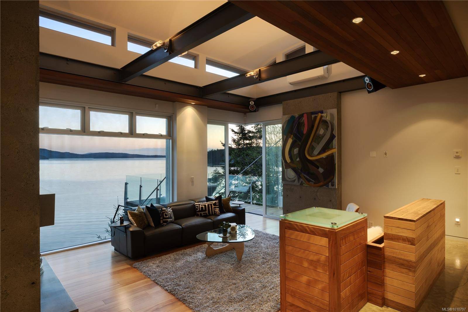 North Saanich, BC V8L 5L5,1580 Lands End Rd