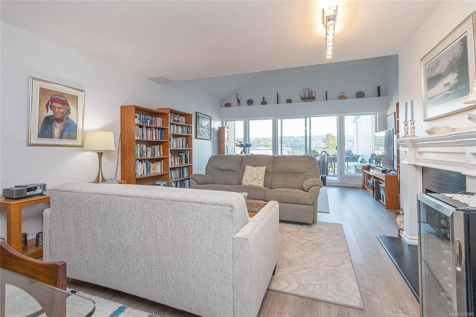 Nanaimo, BC V9S 5P1,2560 Departure Bay Rd #602