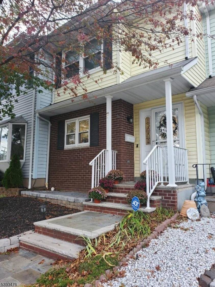 Manville Boro, NJ 08835,7 Kyle St