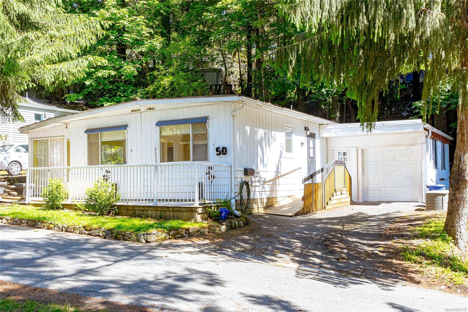 Langford, BC V9B 4H2,2500 Florence Lake Rd #50