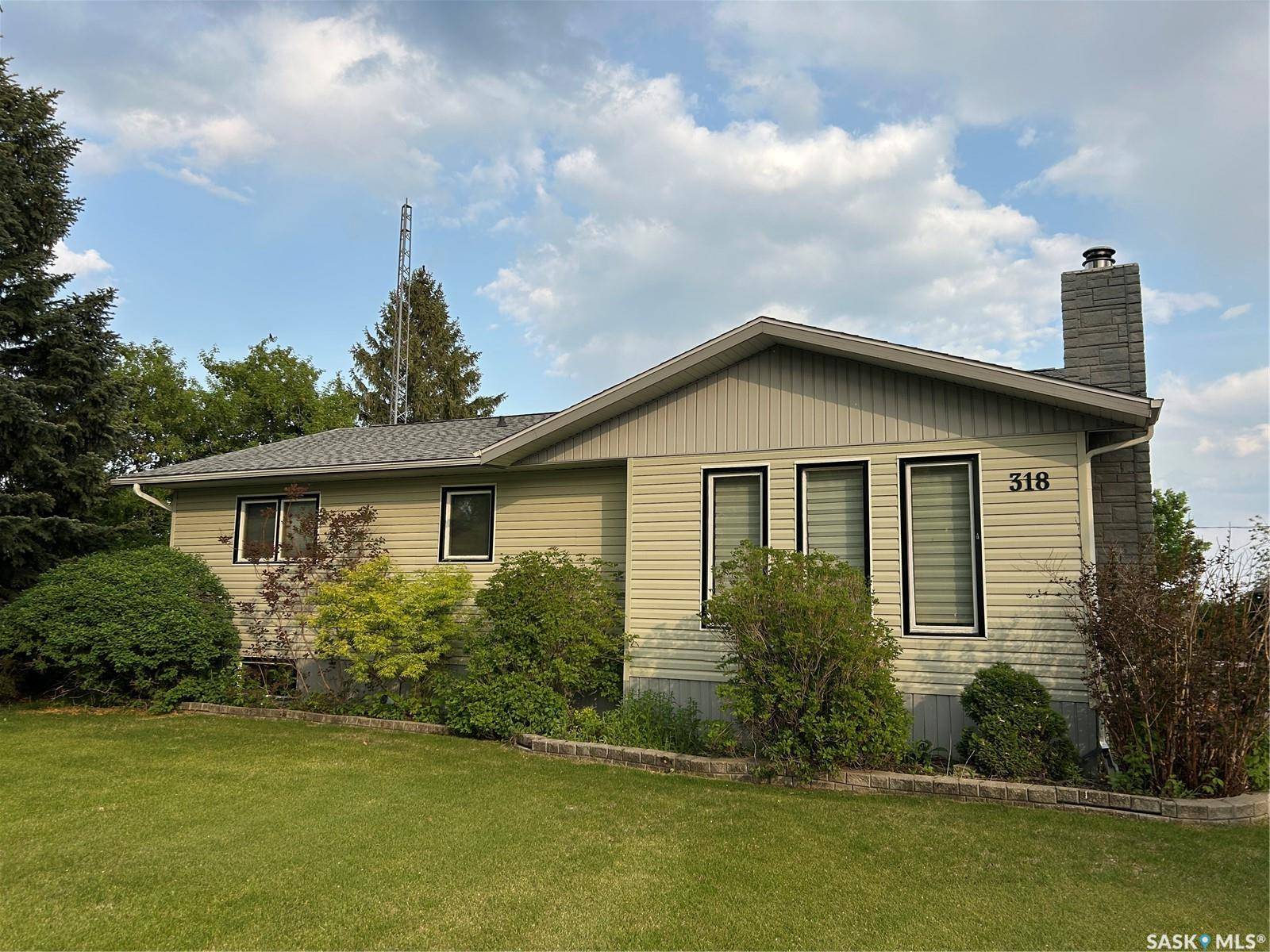 Alameda, SK S0C 0A0,318 3rd AVENUE