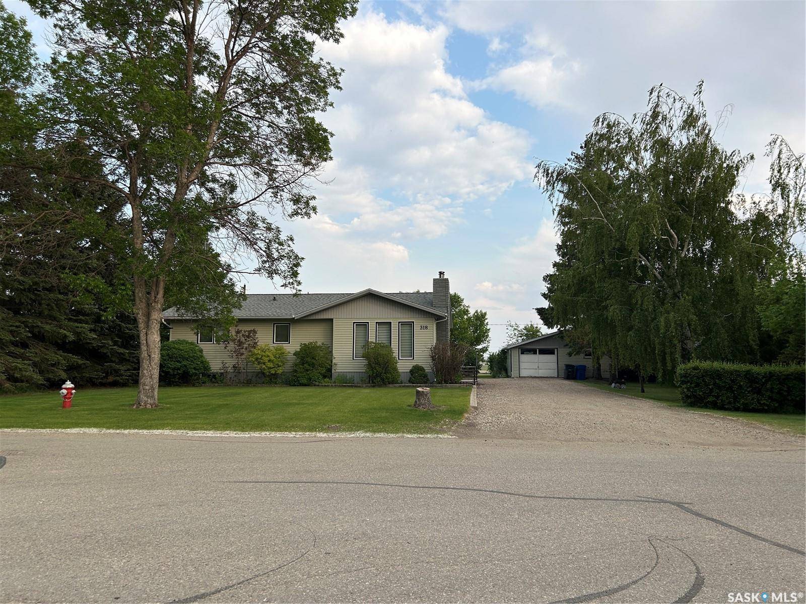 Alameda, SK S0C 0A0,318 3rd AVENUE