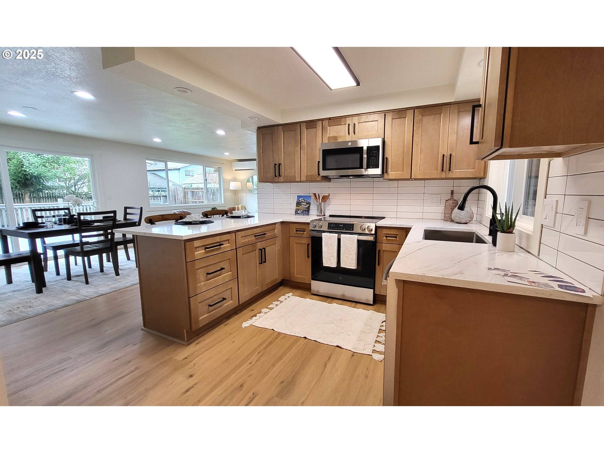 Eugene, OR 97401,2240 Providence ST