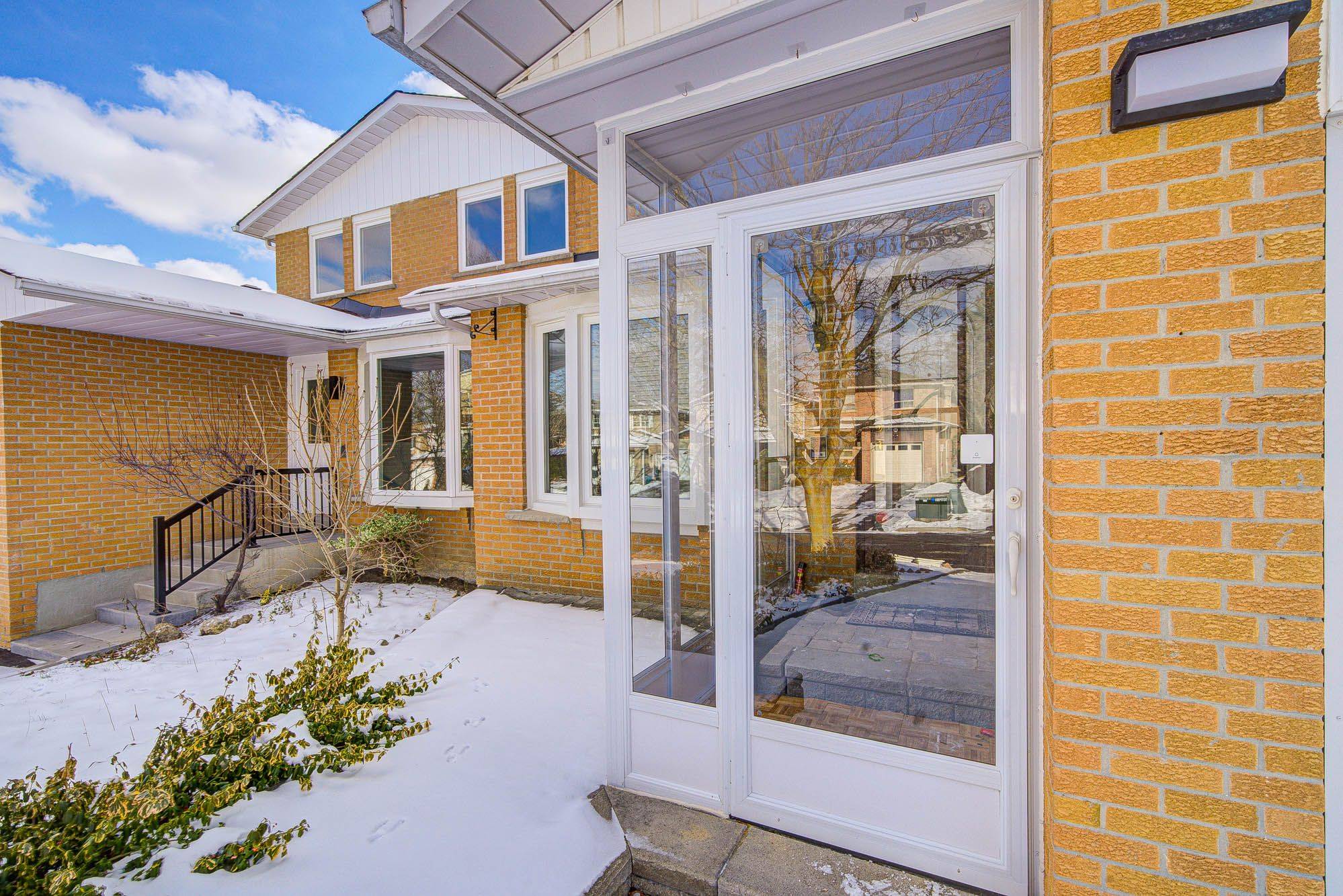 Markham, ON L3T 5H2,31 Charnwood PL