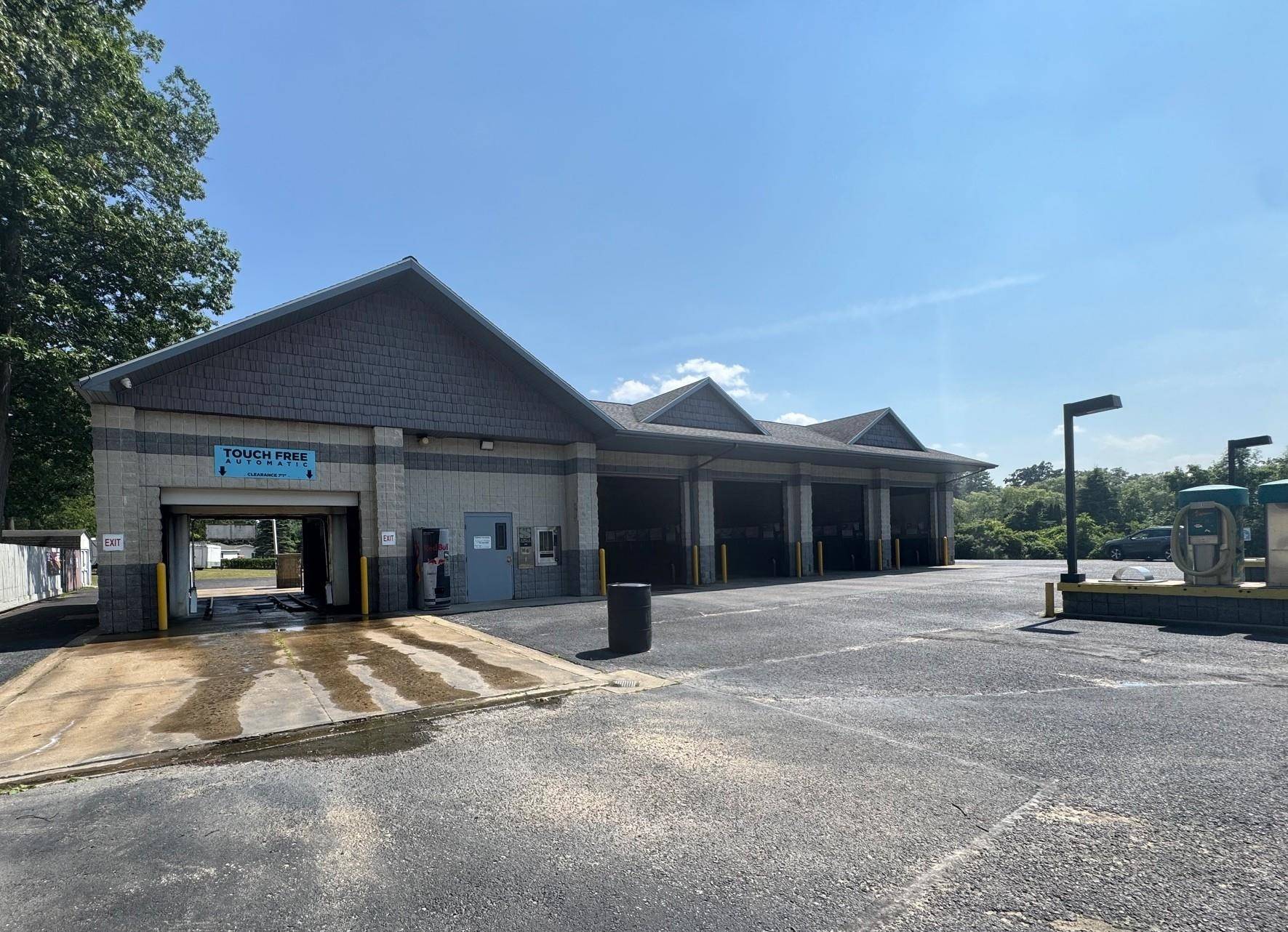 Prudenville, MI 48651,225 W Houghton Lake DR