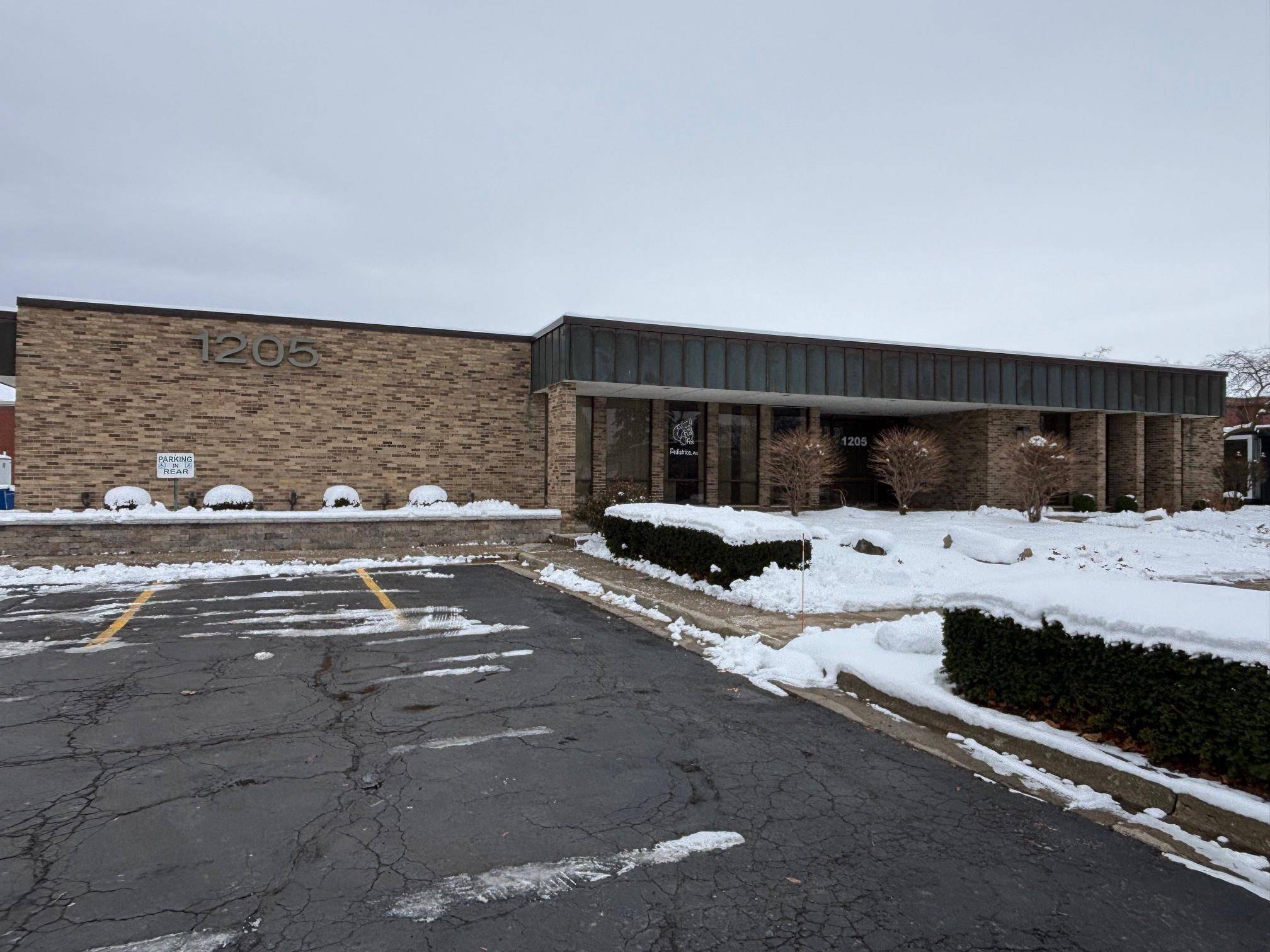 Mount Pleasant, MI 48858,1205 S Mission ST