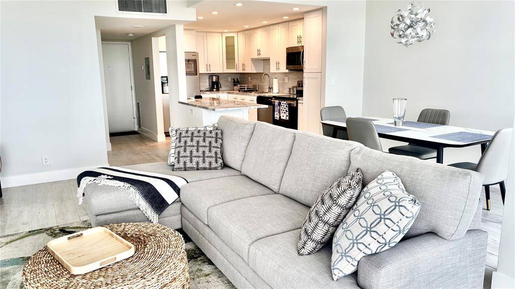 Pompano Beach, FL 33062,531 N Ocean Blvd #1601