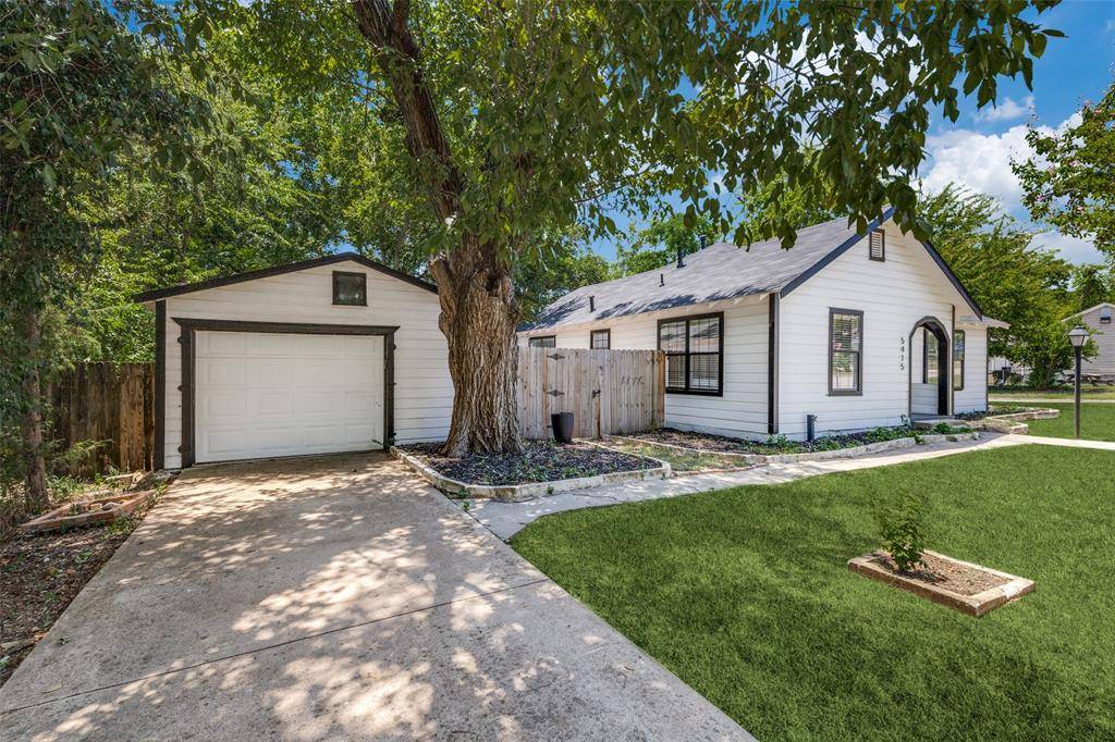 River Oaks, TX 76114,5415 Dartmouth Avenue