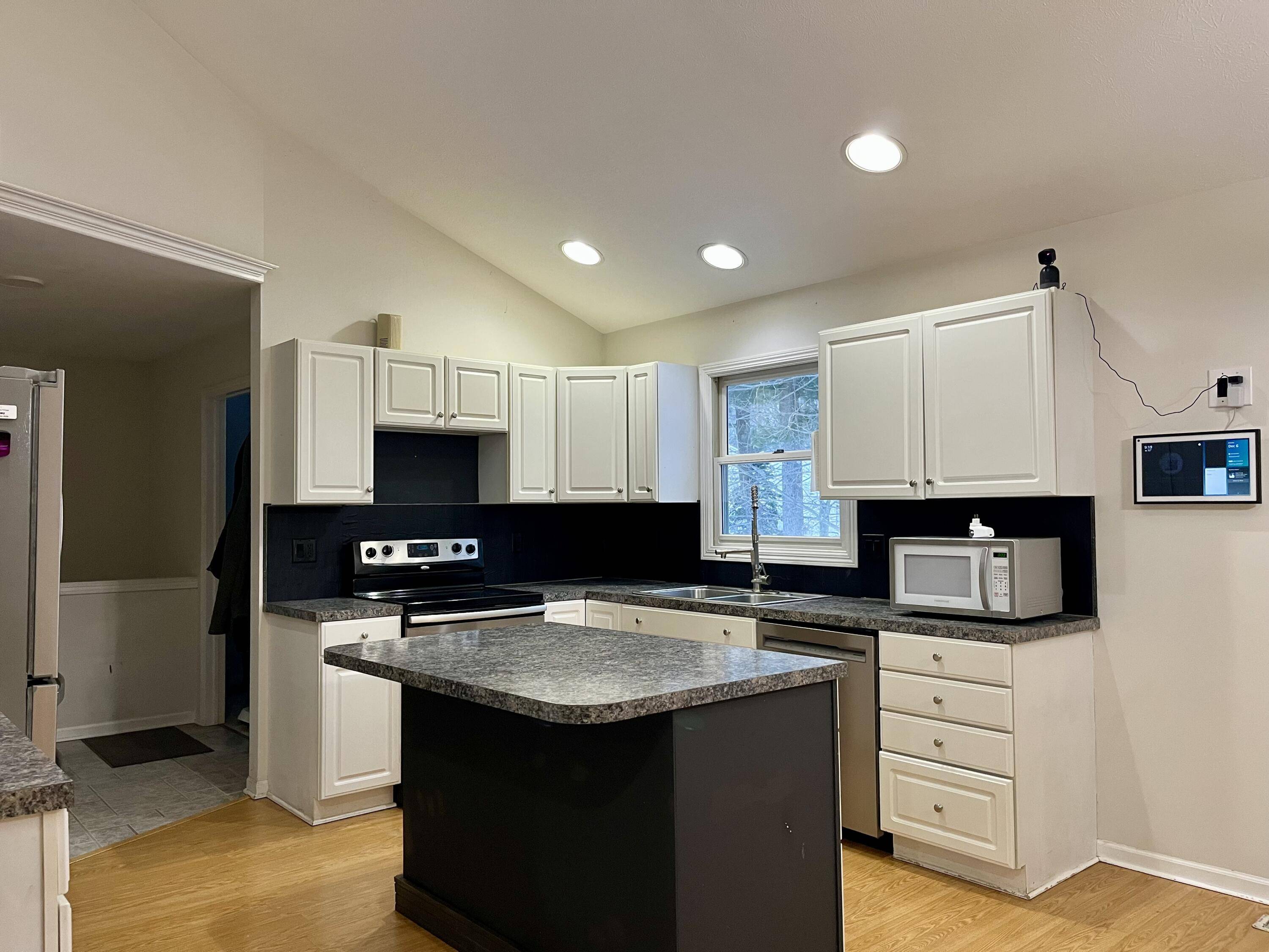 Holland, MI 49424,3315 142nd AVE