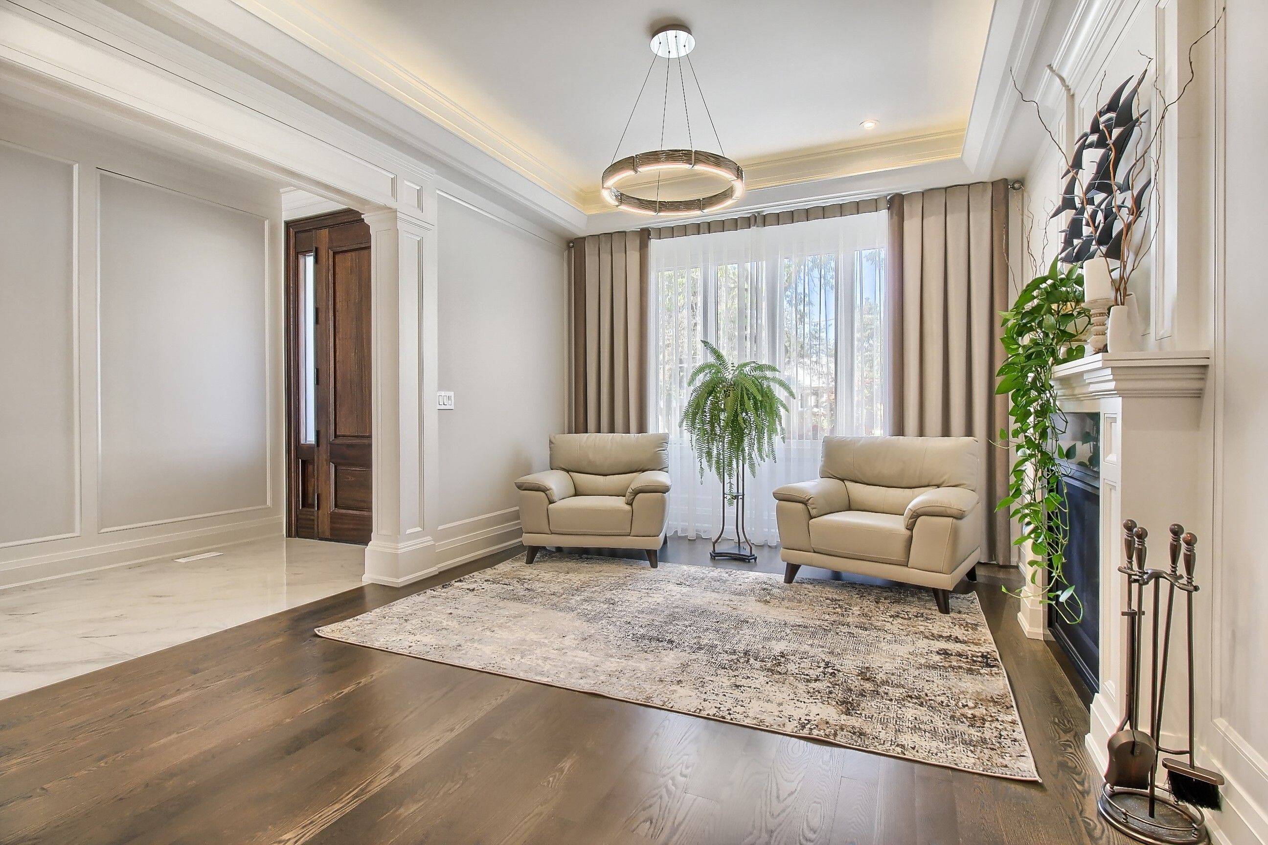 Toronto C07, ON M2R 2J9,41 Transwell AVE