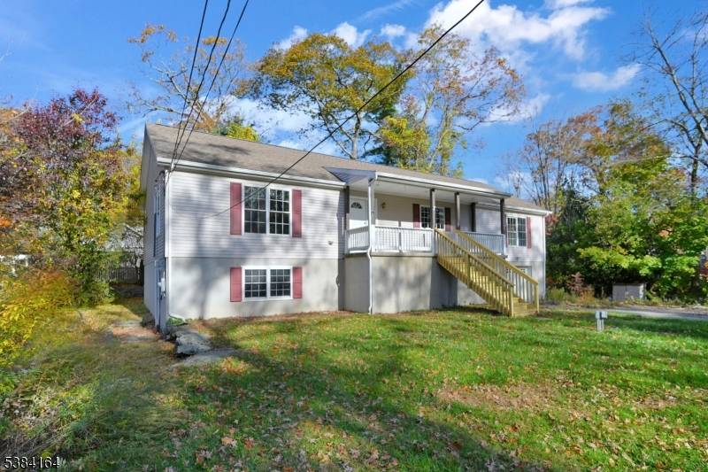 West Milford Twp., NJ 07421,7 Chatham Rd