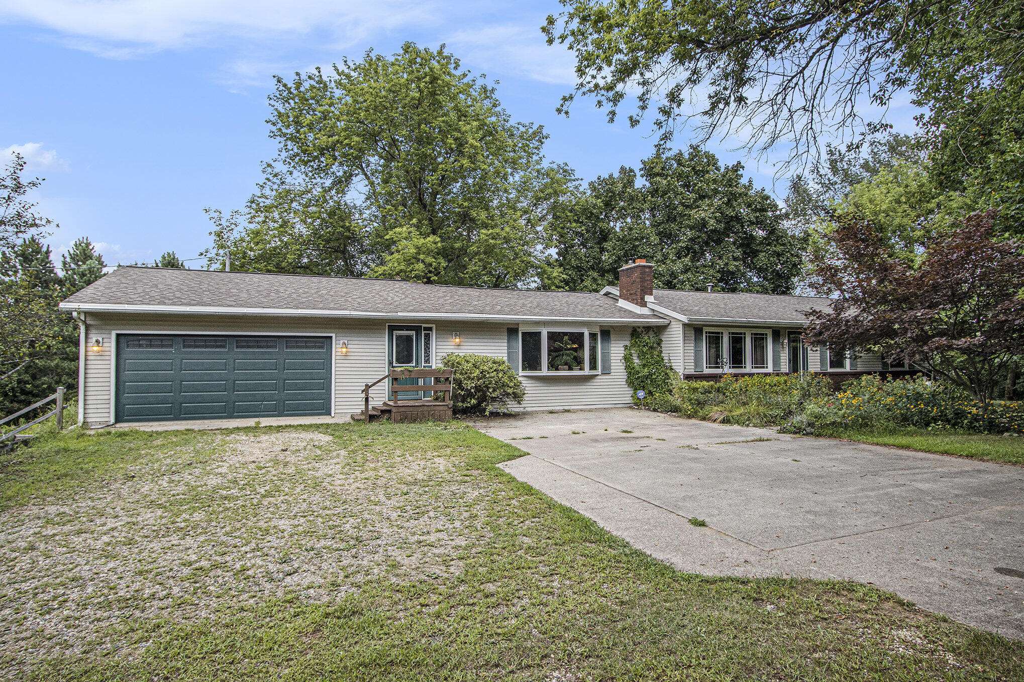 Lawton, MI 49065,25844 Co Rd 358