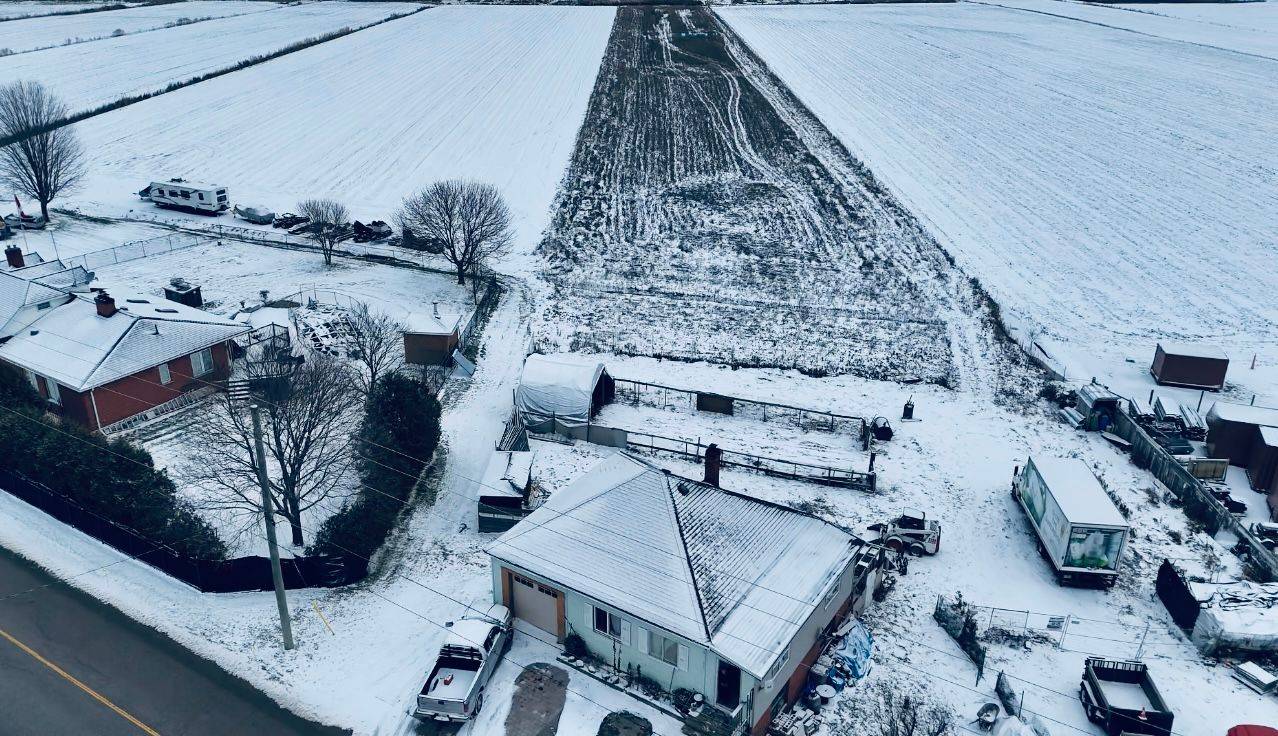 Bradford West Gwillimbury, ON L0G 1R0,2747 Canal RD