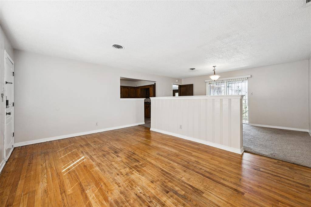 Dallas, TX 75241,2739 Plaza Boulevard