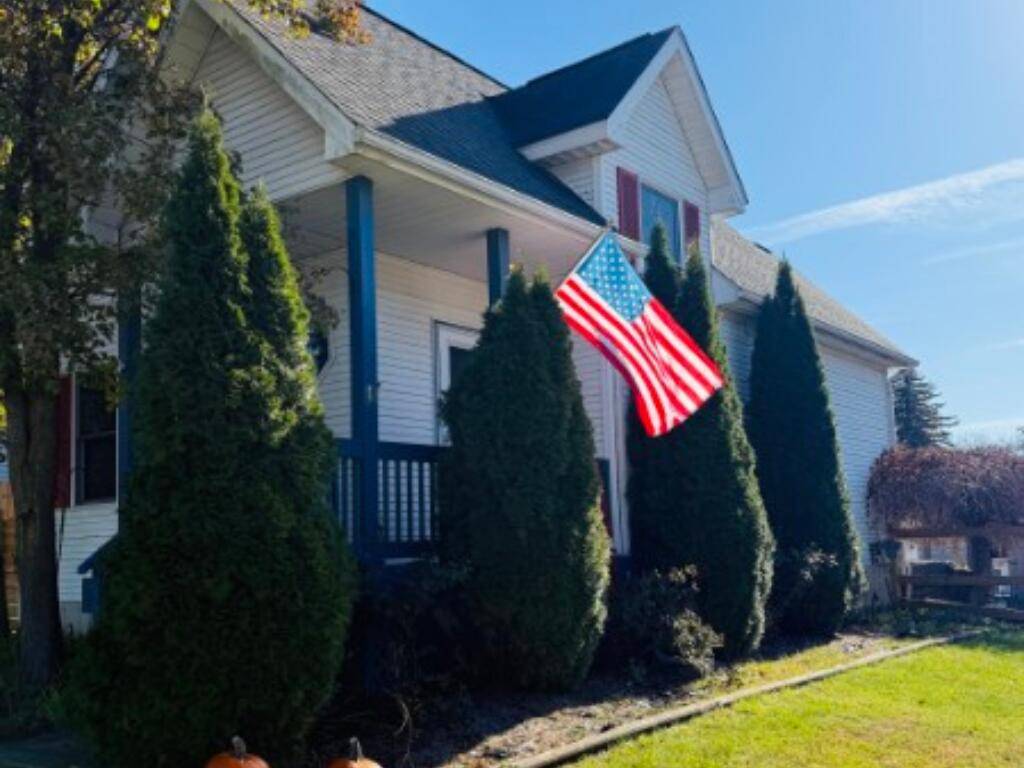 Webberville, MI 48892,417 S Maple ST