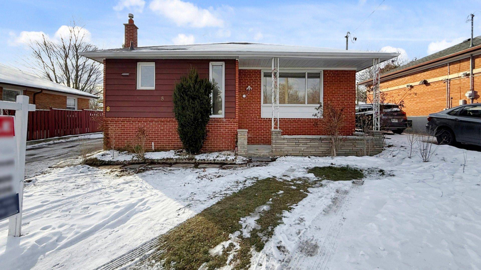 Toronto E09, ON M1P 3W3,8 Stephenfrank RD