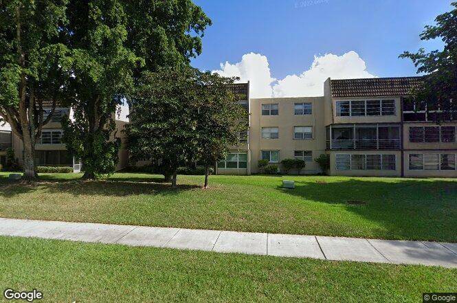 Tamarac, FL 33321,9301 S Lime Bay Blvd #204