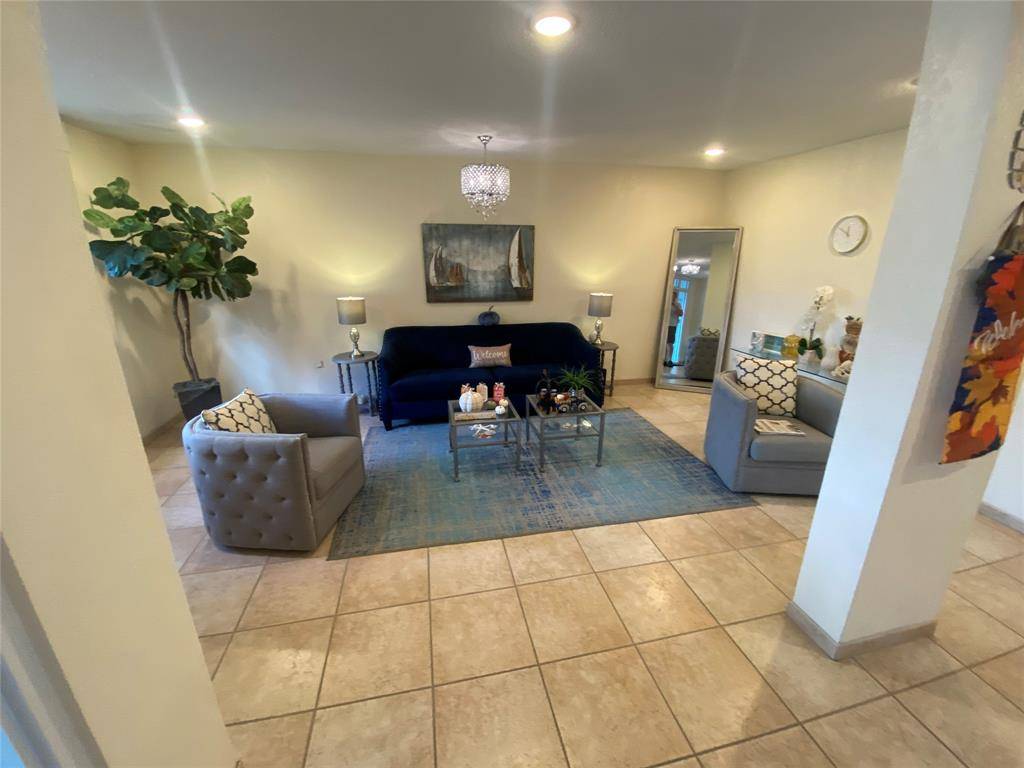 Fort Lauderdale, FL 33308,6000 NE 22nd Way #1F