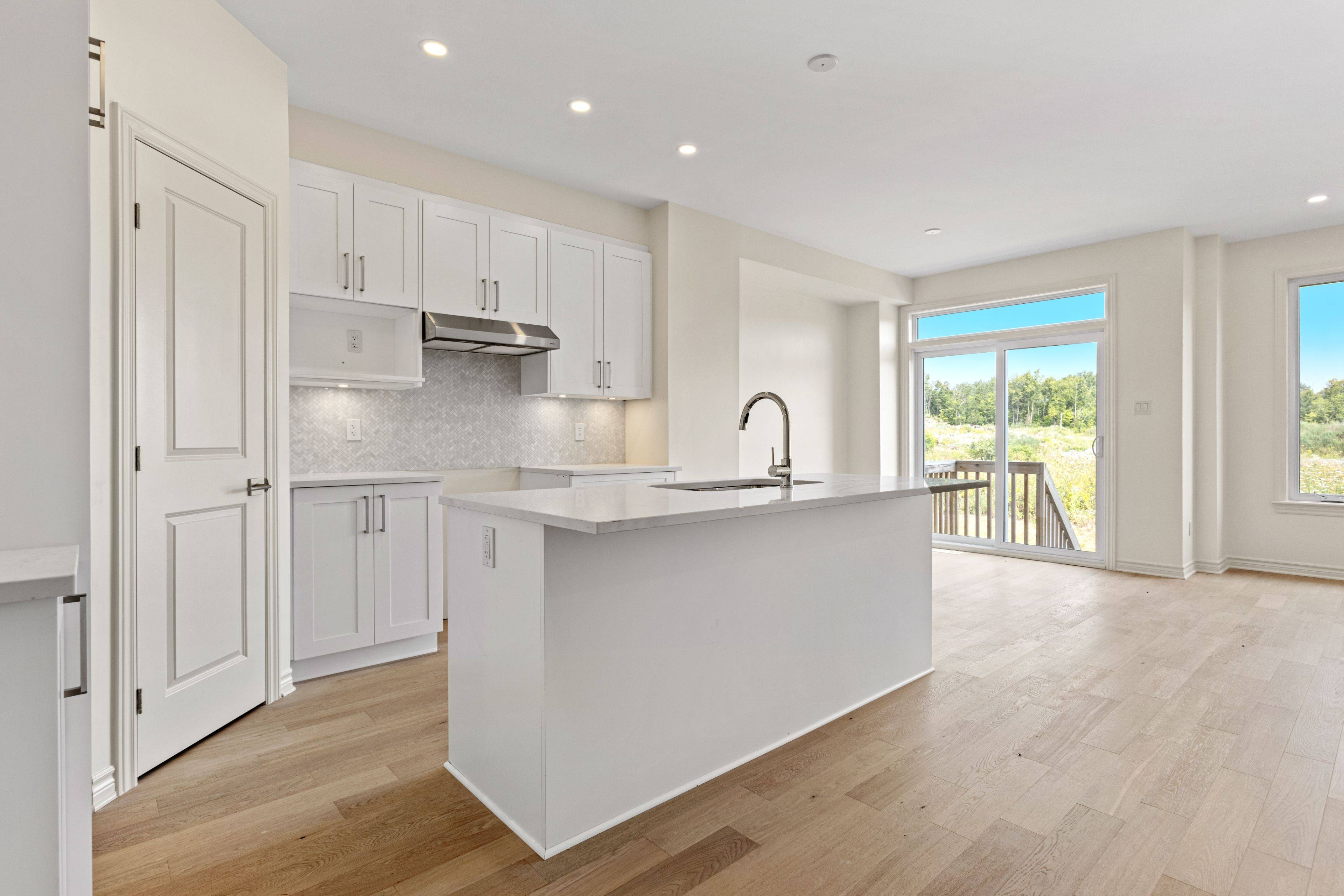 Orleans - Cumberland And Area, ON K4A 5N3,794 Antonio Farley ST