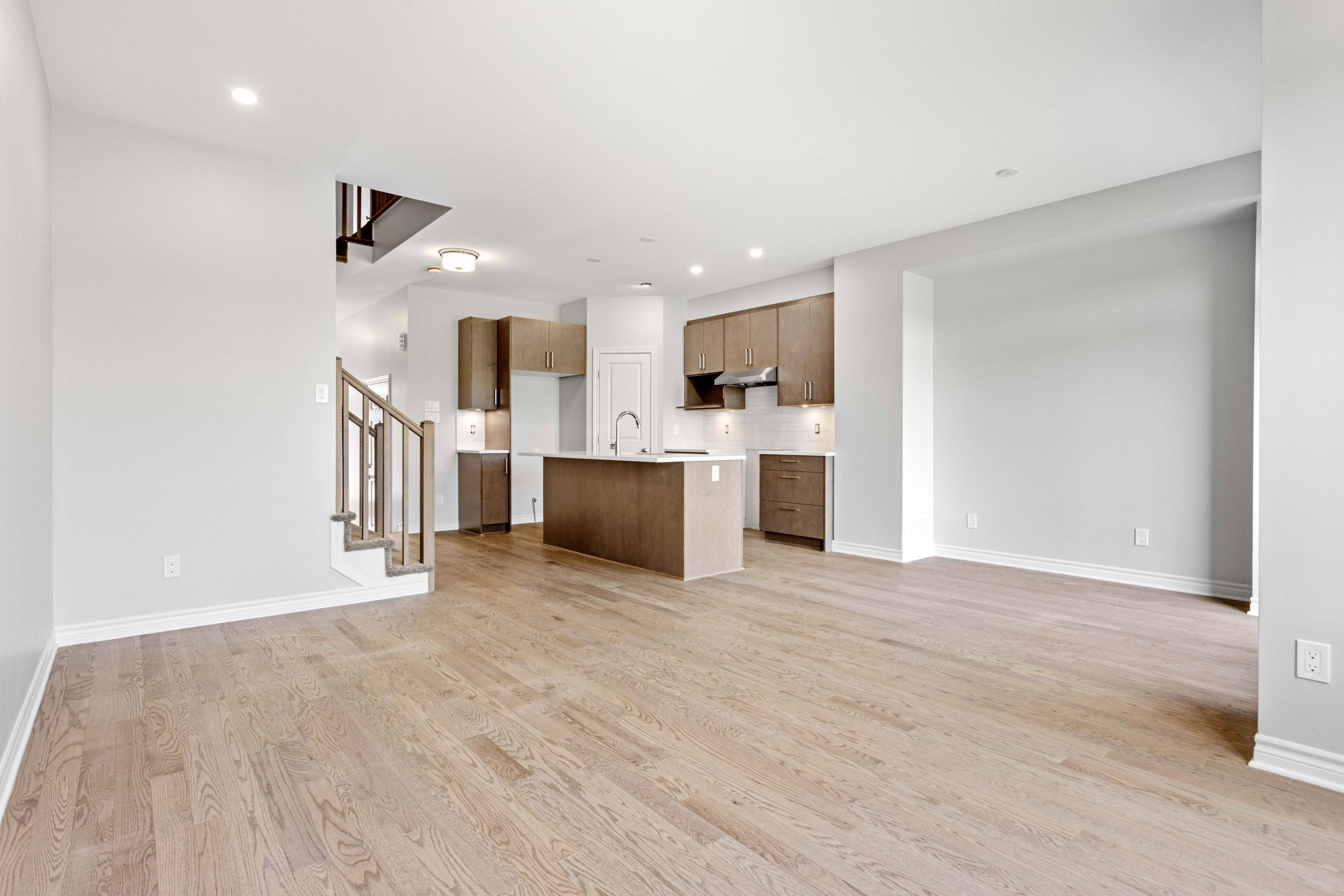 Orleans - Cumberland And Area, ON K4A 5N3,786 Antonio Farley ST