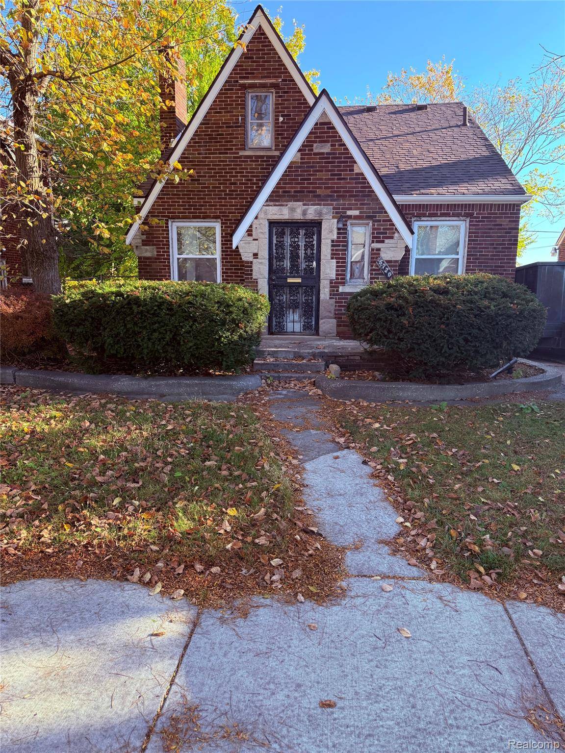 Detroit, MI 48213,5720 Lakeview ST