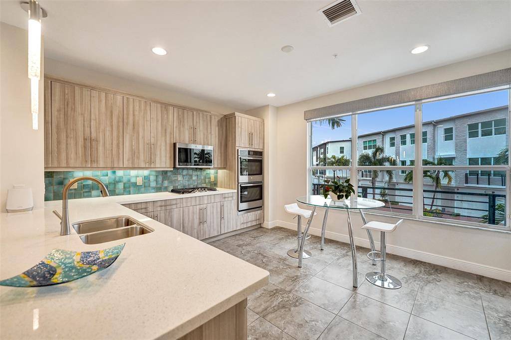 Oakland Park, FL 33334,2900 NE 12th Ter #19