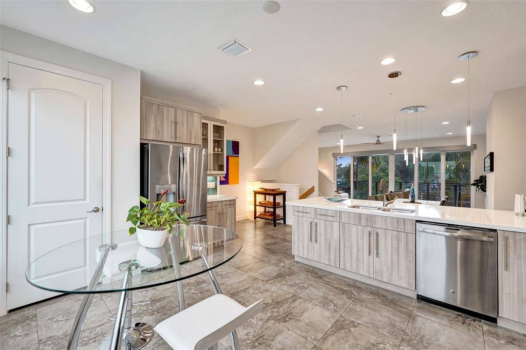 Oakland Park, FL 33334,2900 NE 12th Ter #19