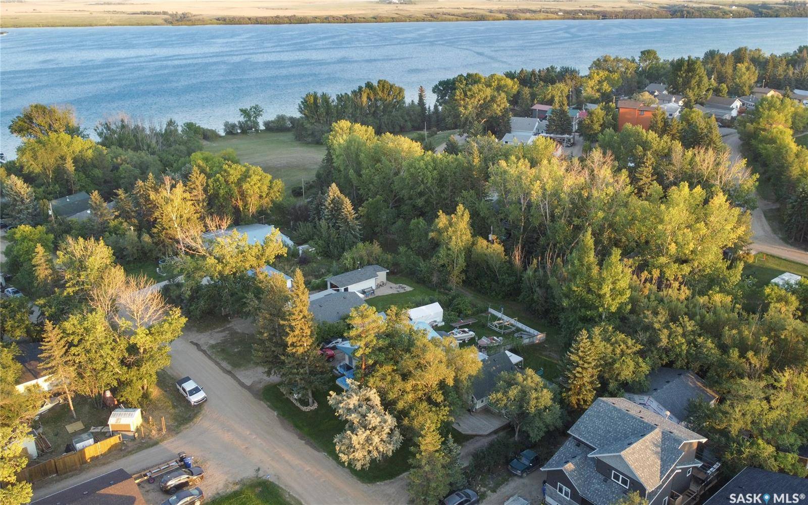 Shields, SK S0K 1K0,85 Procter DRIVE