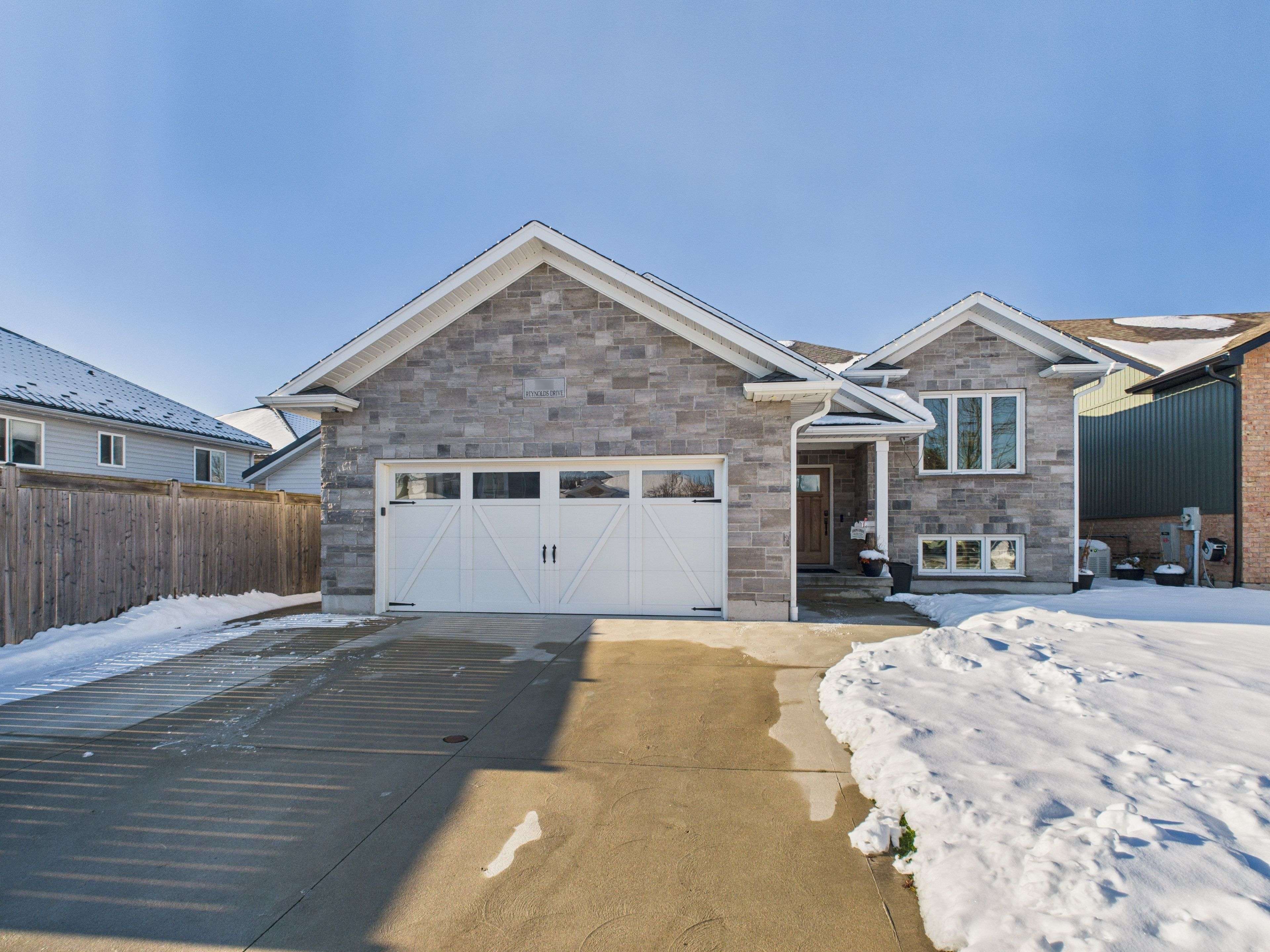 Kincardine, ON N2Z 3B6,756 Reynolds DR
