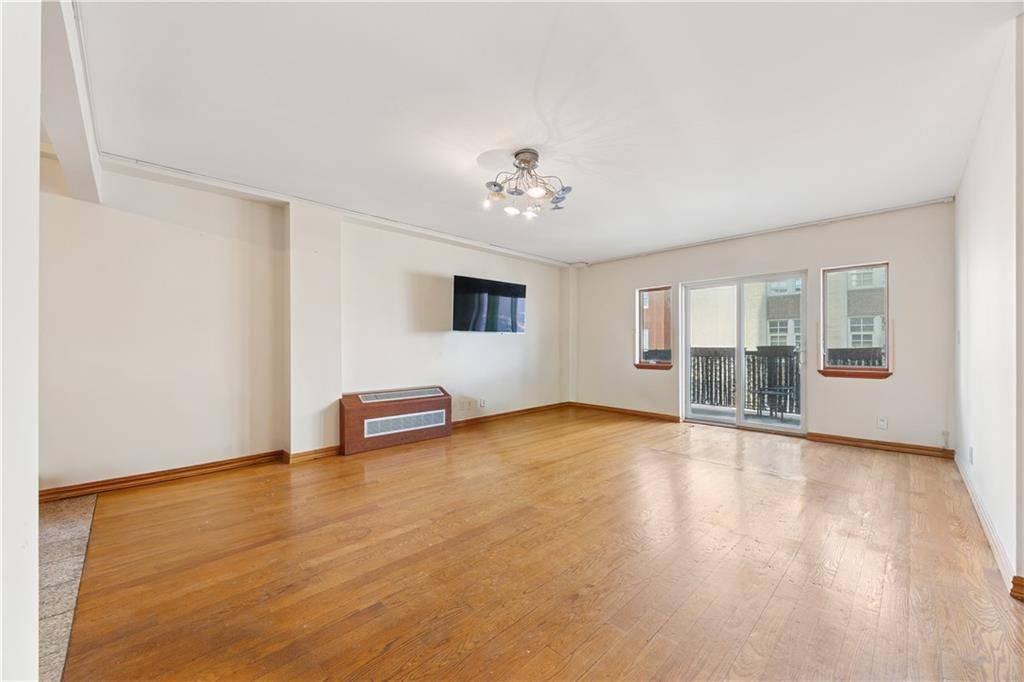 Brooklyn, NY 11235,2964 Brighton 6th ST #5B