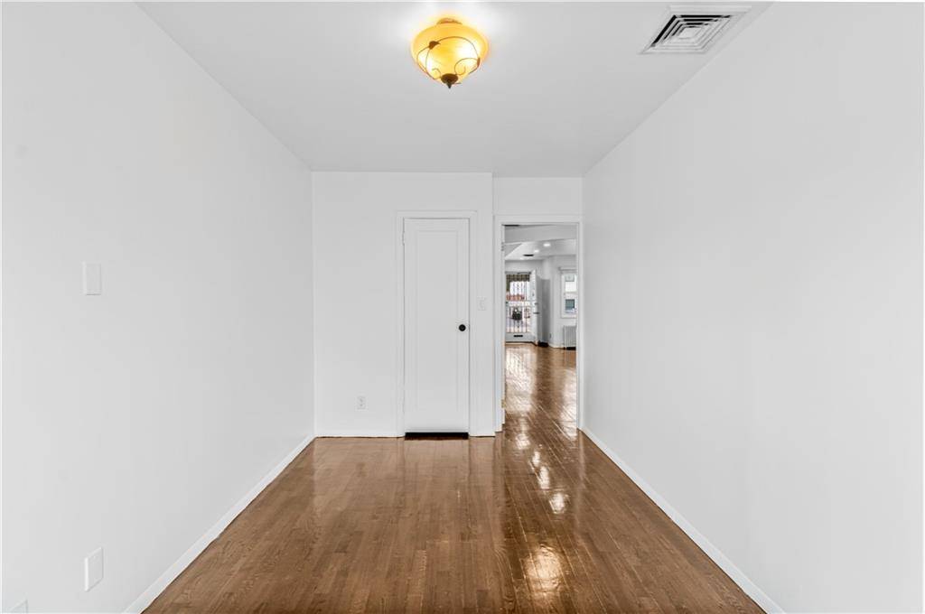 Brooklyn, NY 11234,2172 East 72nd ST