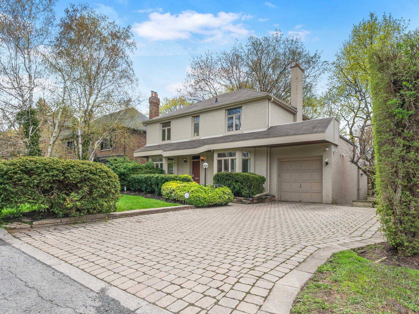 Toronto C04, ON M6C 2G9,192 Old Forest Hill RD