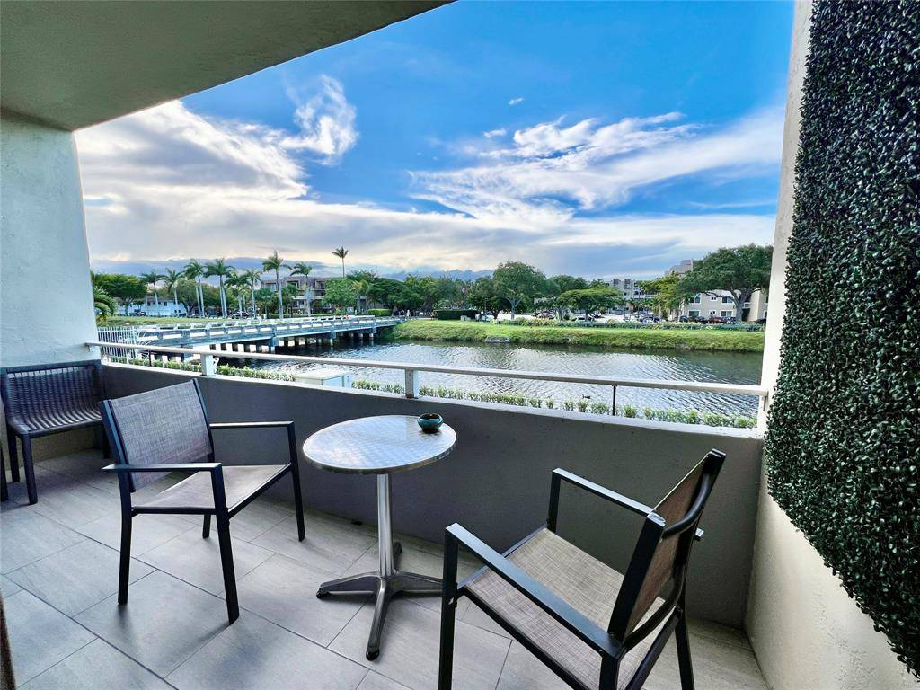 Miami, FL 33143,7787 SW 86th St #E-205