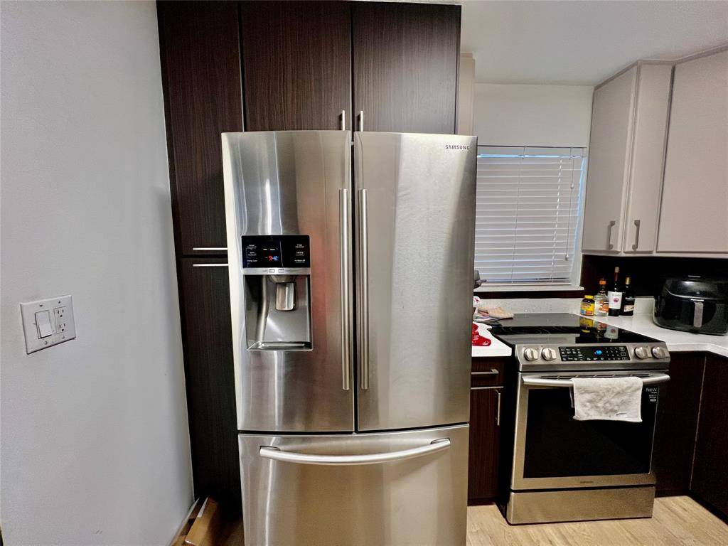 Miami, FL 33143,7787 SW 86th St #E-205