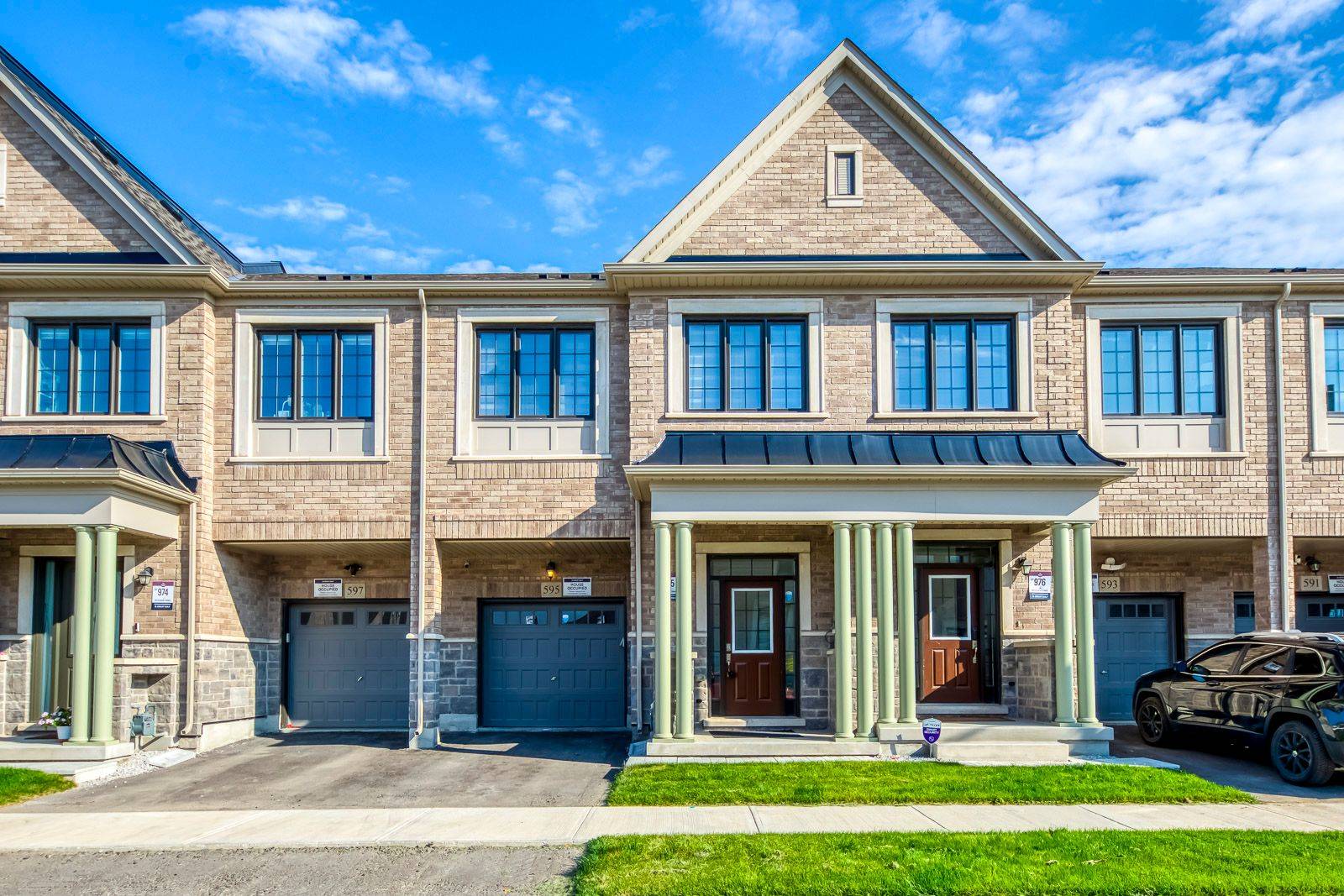 Milton, ON L9E 1Z7,595 Celandine TER