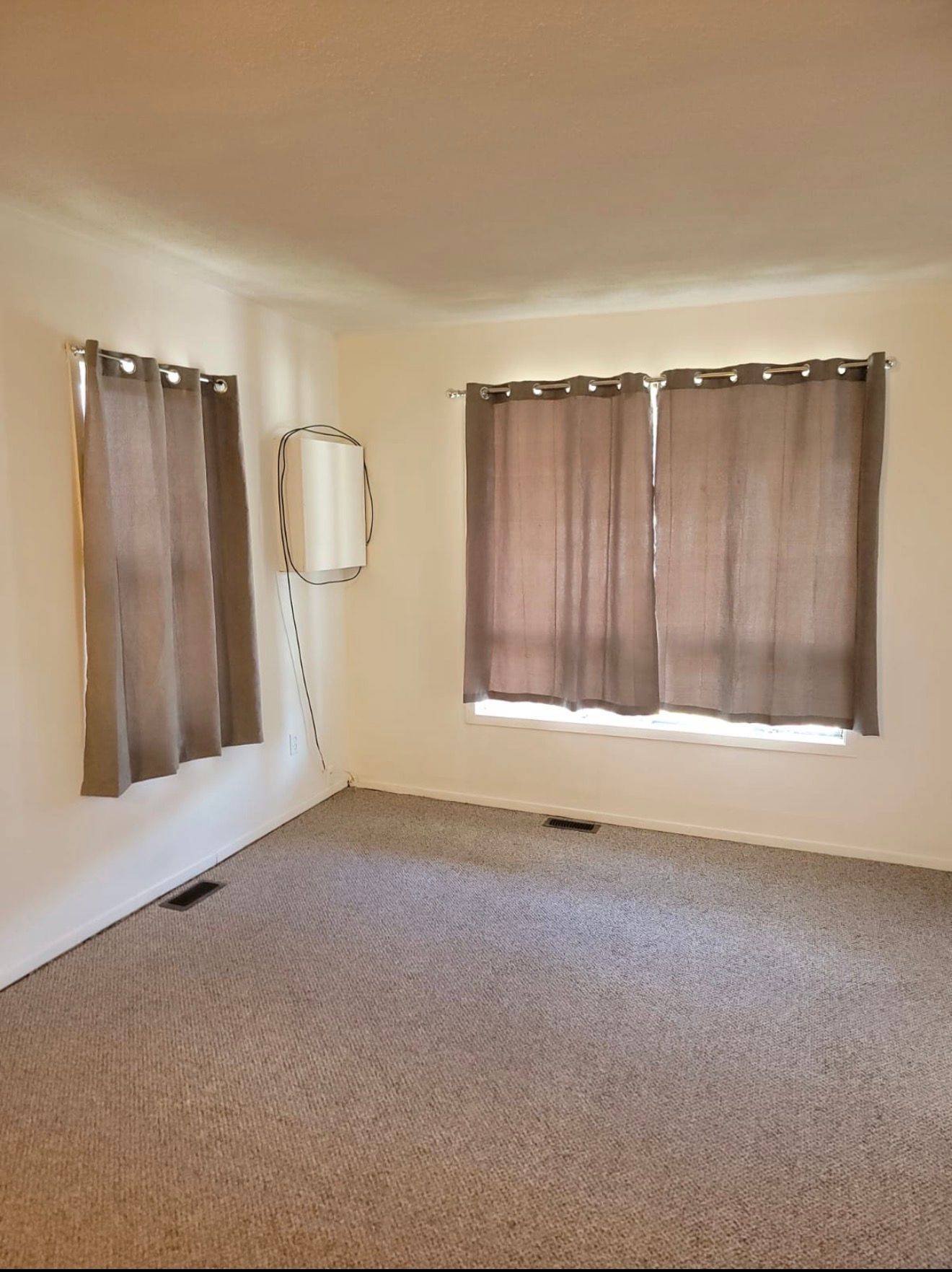 Welland, ON L3B 4M3,39 Park Street Welland N/A