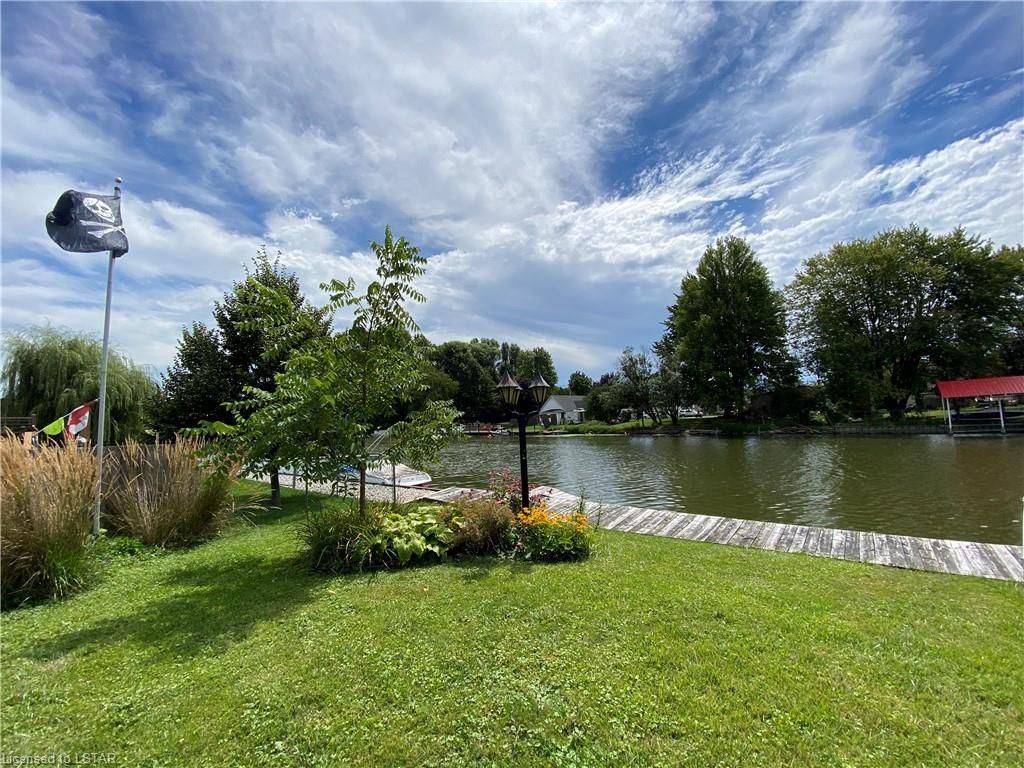 Chatham-kent, ON N8A 2A1,154 MARGARET AVE