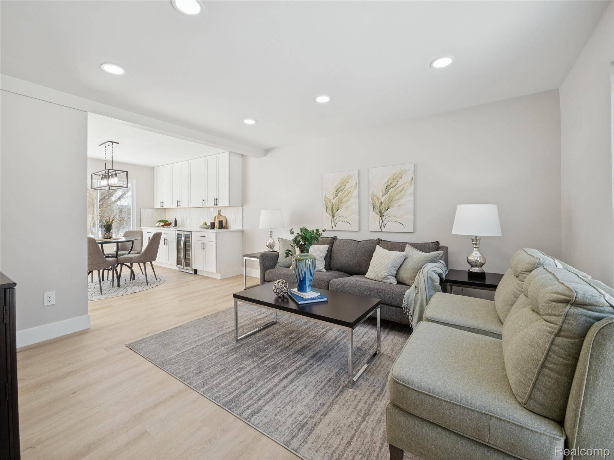 Farmington Hills, MI 48331,35041 Bunker Hill DR