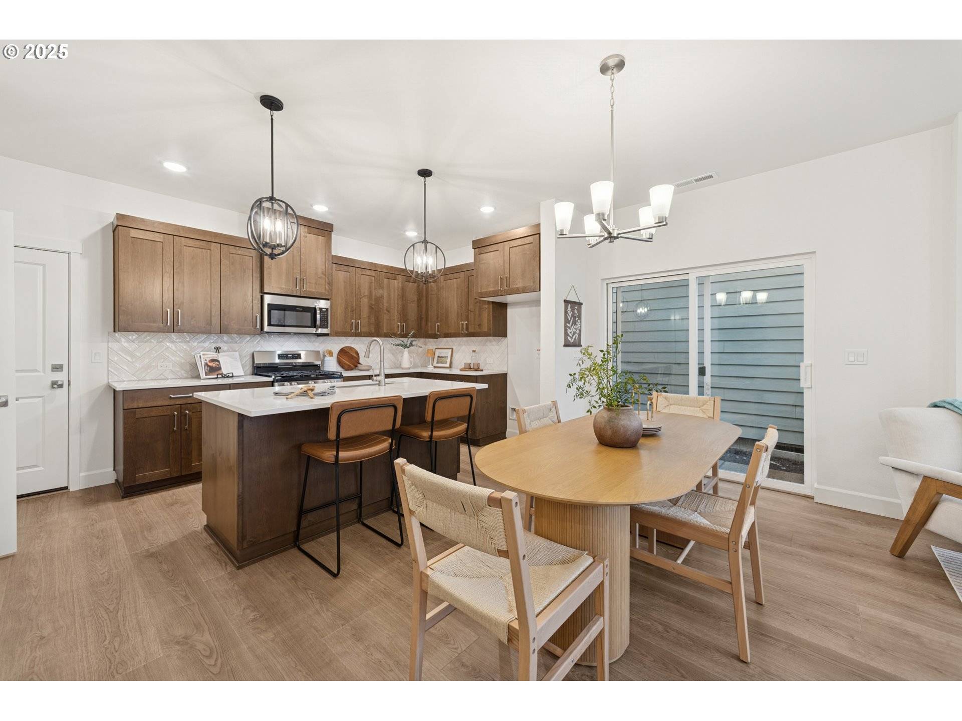 Hillsboro, OR 97123,3327 SE Triumph Ave