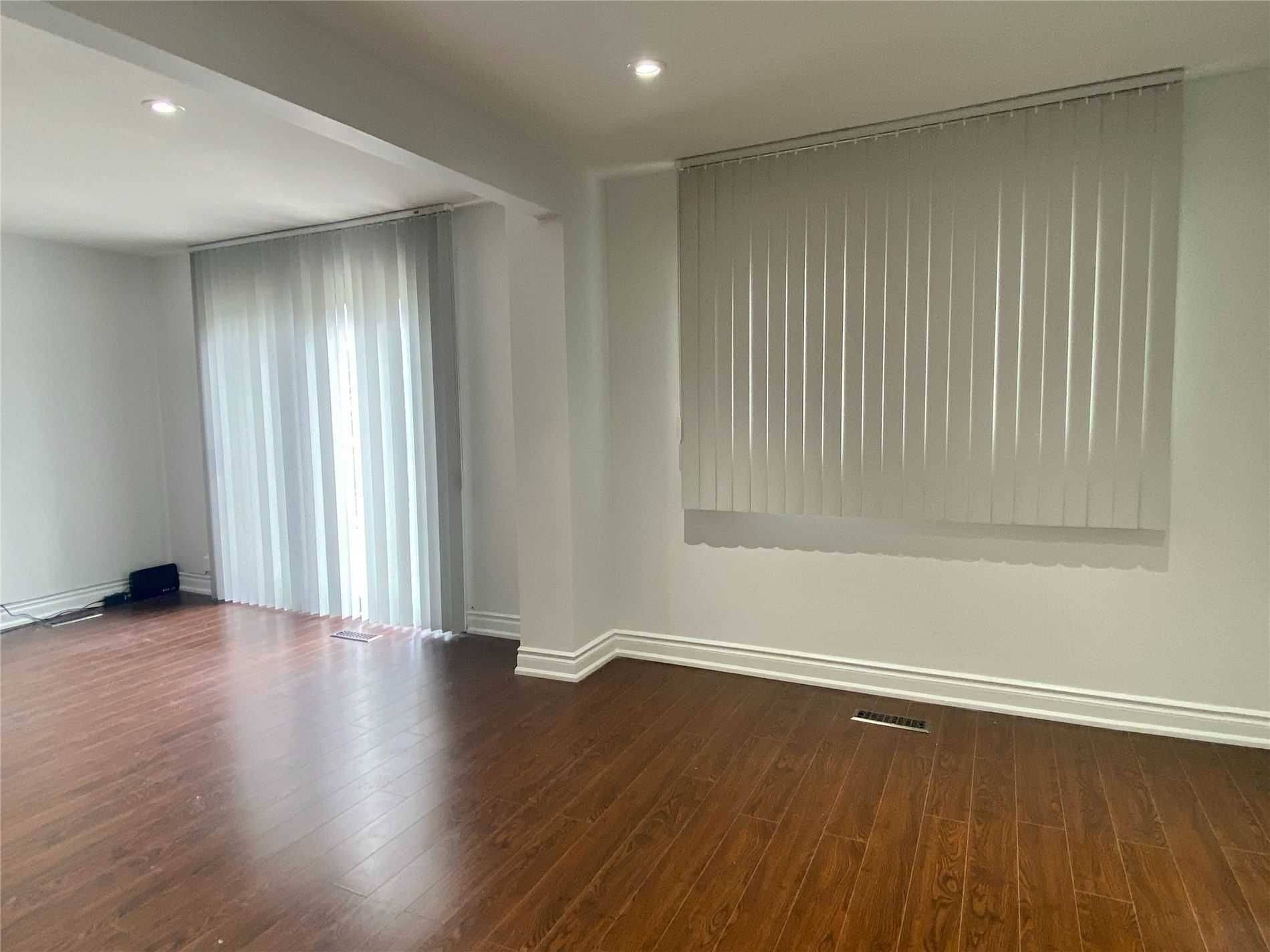 Mississauga, ON L4X 1P9,1448 Tyneburn CRES