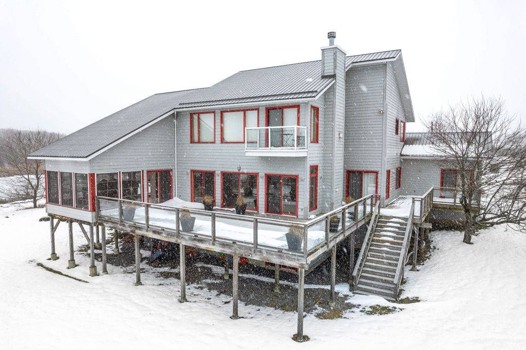 Rideau Lakes, ON K0G 1X0,9868 COUNTY ROAD 42 RD