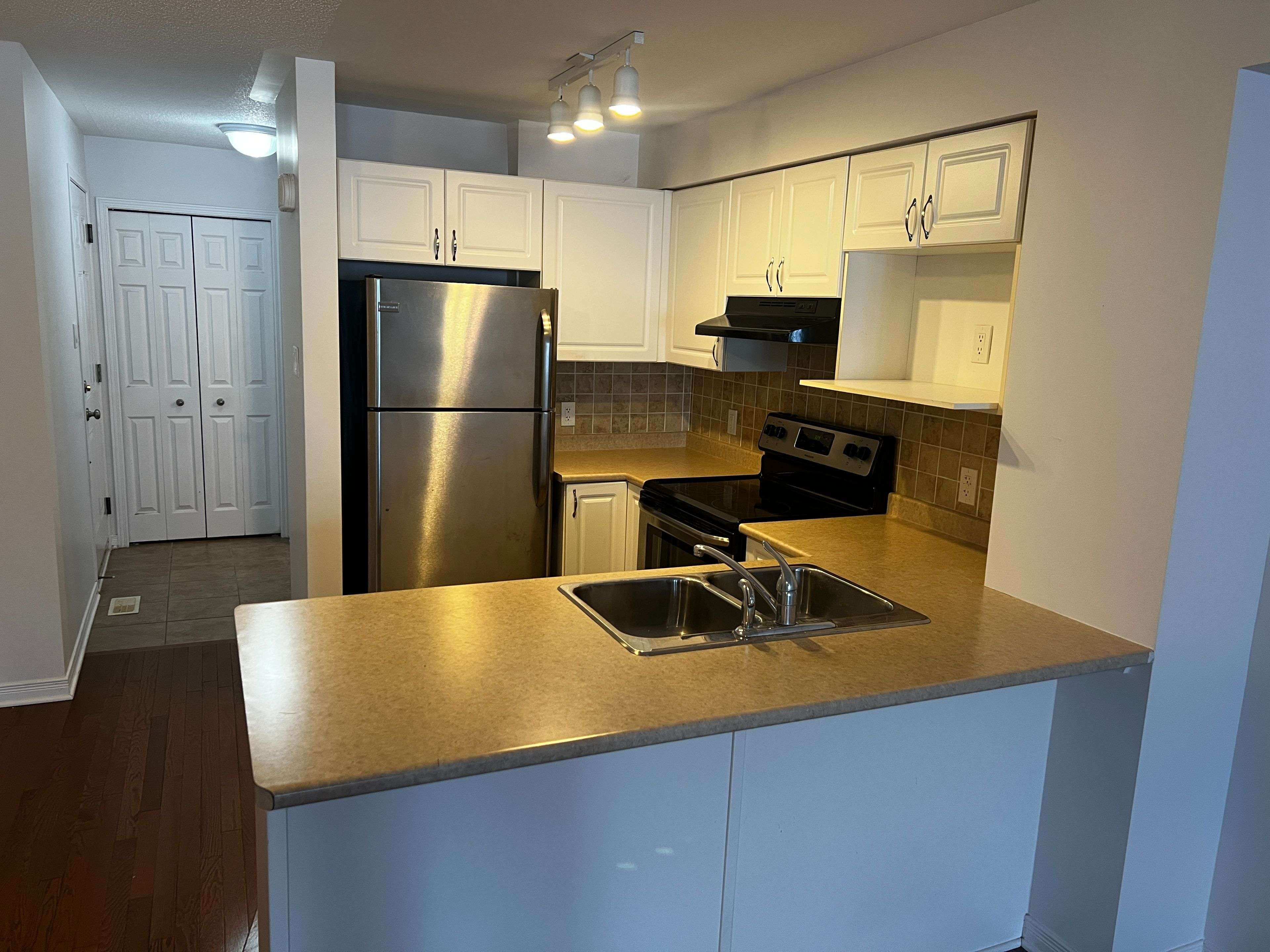 North Grenville, ON K0G 1J0,276 Fir LN