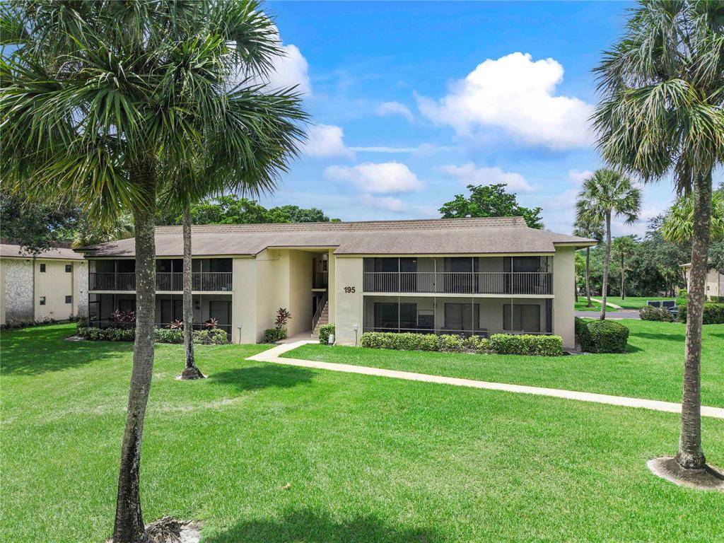 Deerfield Beach, FL 33442,195 Deer Creek Blvd #807