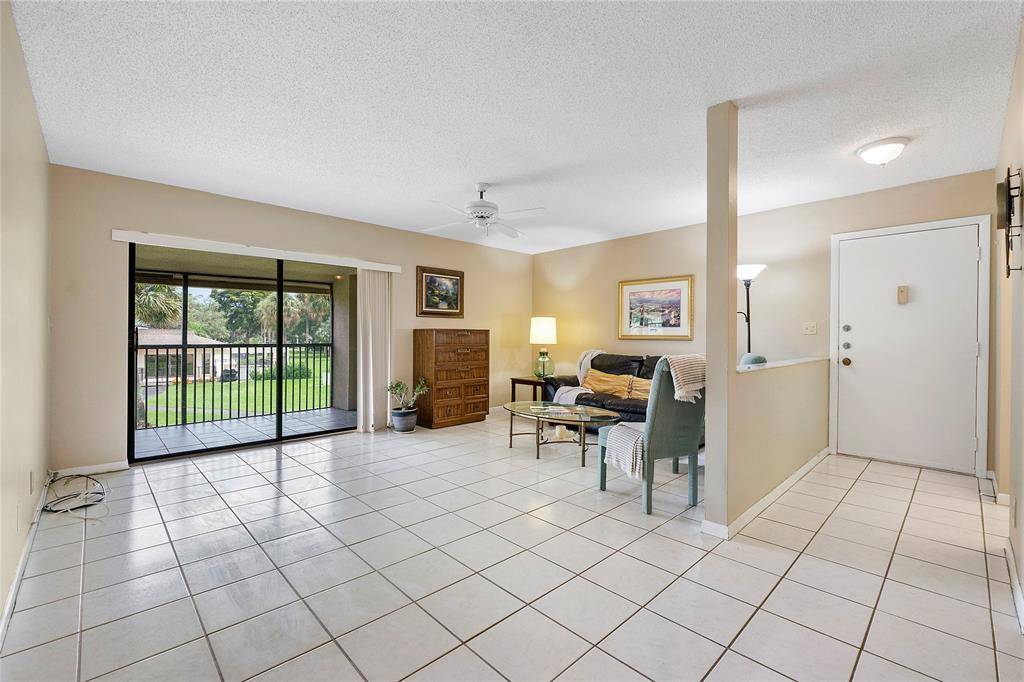 Deerfield Beach, FL 33442,195 Deer Creek Blvd #807